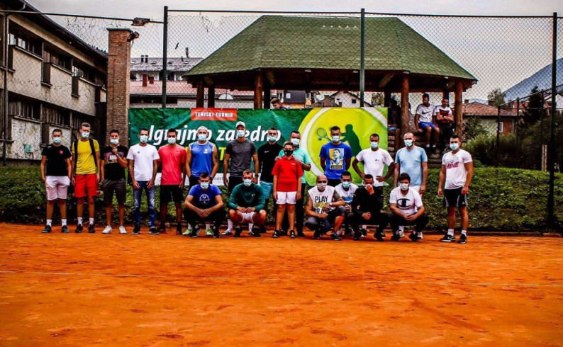 Druženje teniskih rekreativaca u Foči- najbolji Luka Miletić