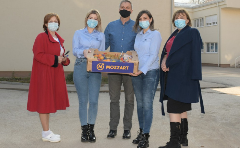 Voće i sokovi za Bolnicu od Kladionica “Mocart”