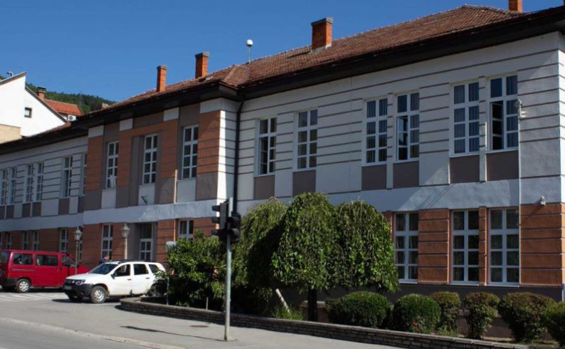 Sutra potpisivanje ugovora sa stipendistima