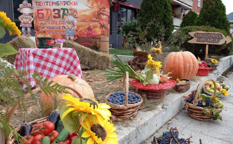 Septembarski bazar - Foča miriše na ajvar i med