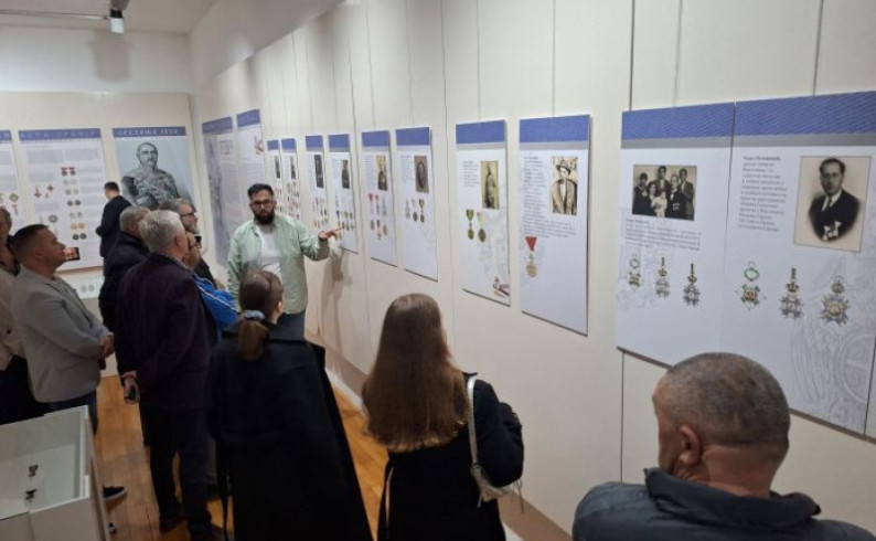 Ordenja i medalje Obrenovića i Karađorđevića zablistali u fočanskom Muzeju