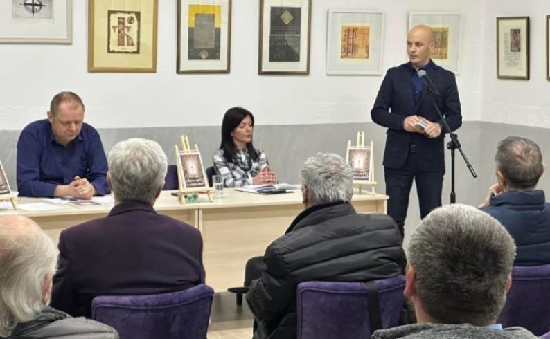 CKI čuva poetsku ljepotu, Kandićeve rime dotiču nebo