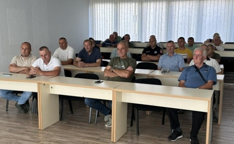 Fočanskim poljoprivrednicima 45.500 KM za nabavku mehanizacije