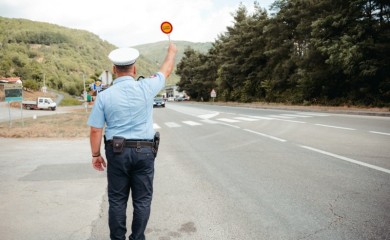 Za obijesnu vožnju kazna do 5.000 KM: PU Foča bilježi 16 slučajeva