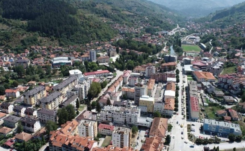Određene lokacije za besplatno i plaćeno političko oglašavanje pred izbore