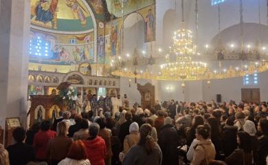 Pod Pokrovom Majke Božije dvadeset godina molitve i blagoslova u Svetosavskom hramu